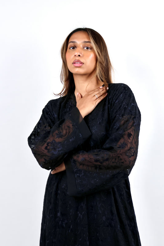 Black Flower Threaded Abaya