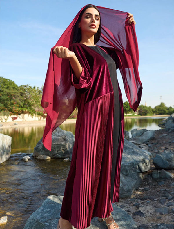 Pleated Abaya