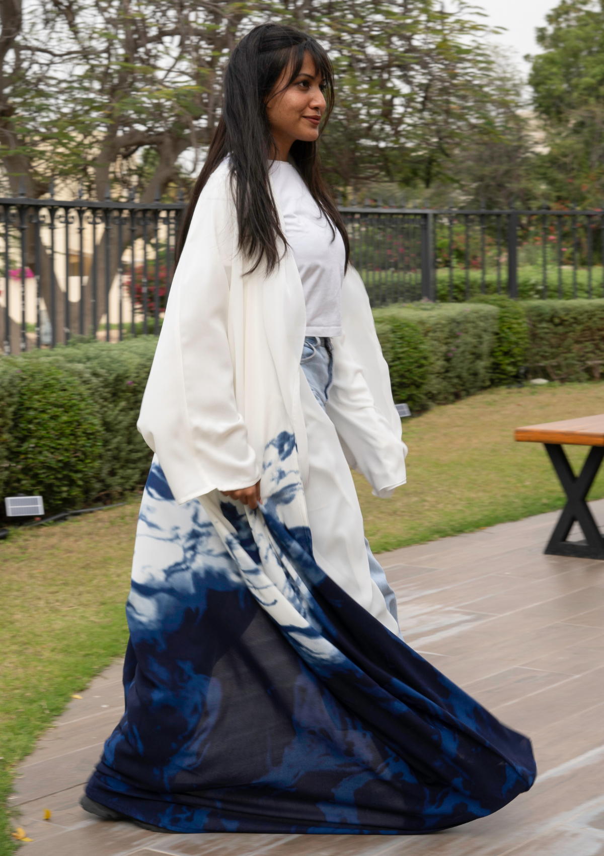 Blue and White Gradient Print Open Front Abaya