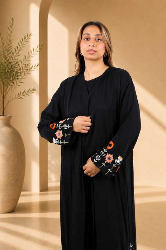 Floral Cuff Classic Black Abaya