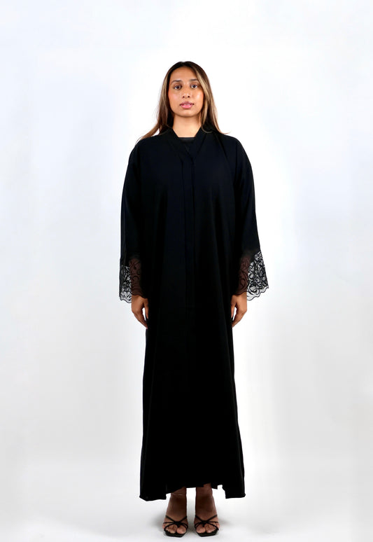 Calligraphy Heritage Abaya Set