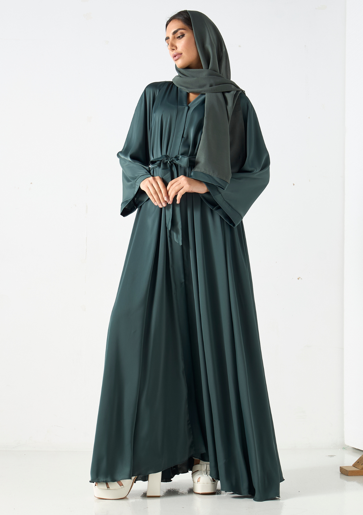 Flared Abaya with Tie-Up Waist and Hijab