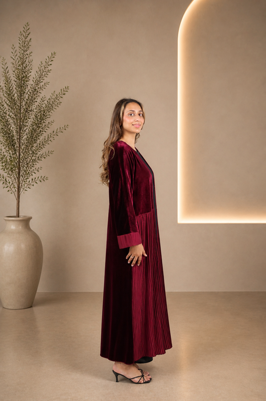 Sophisticated Wine Velvet Abaya with Modern Pleated Design
