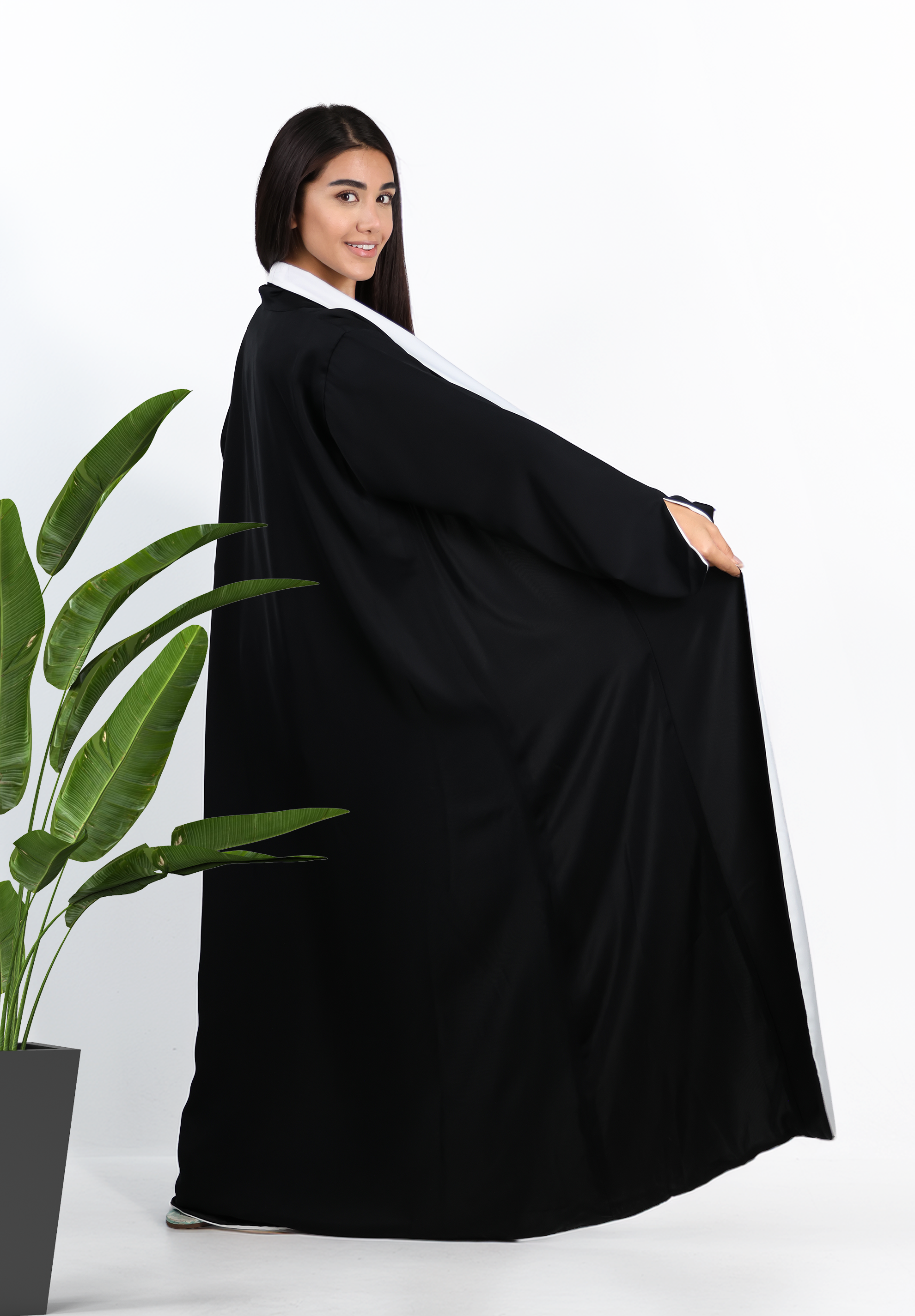 2-in-1 Women's Two Colour Reversible Abaya - Black and White