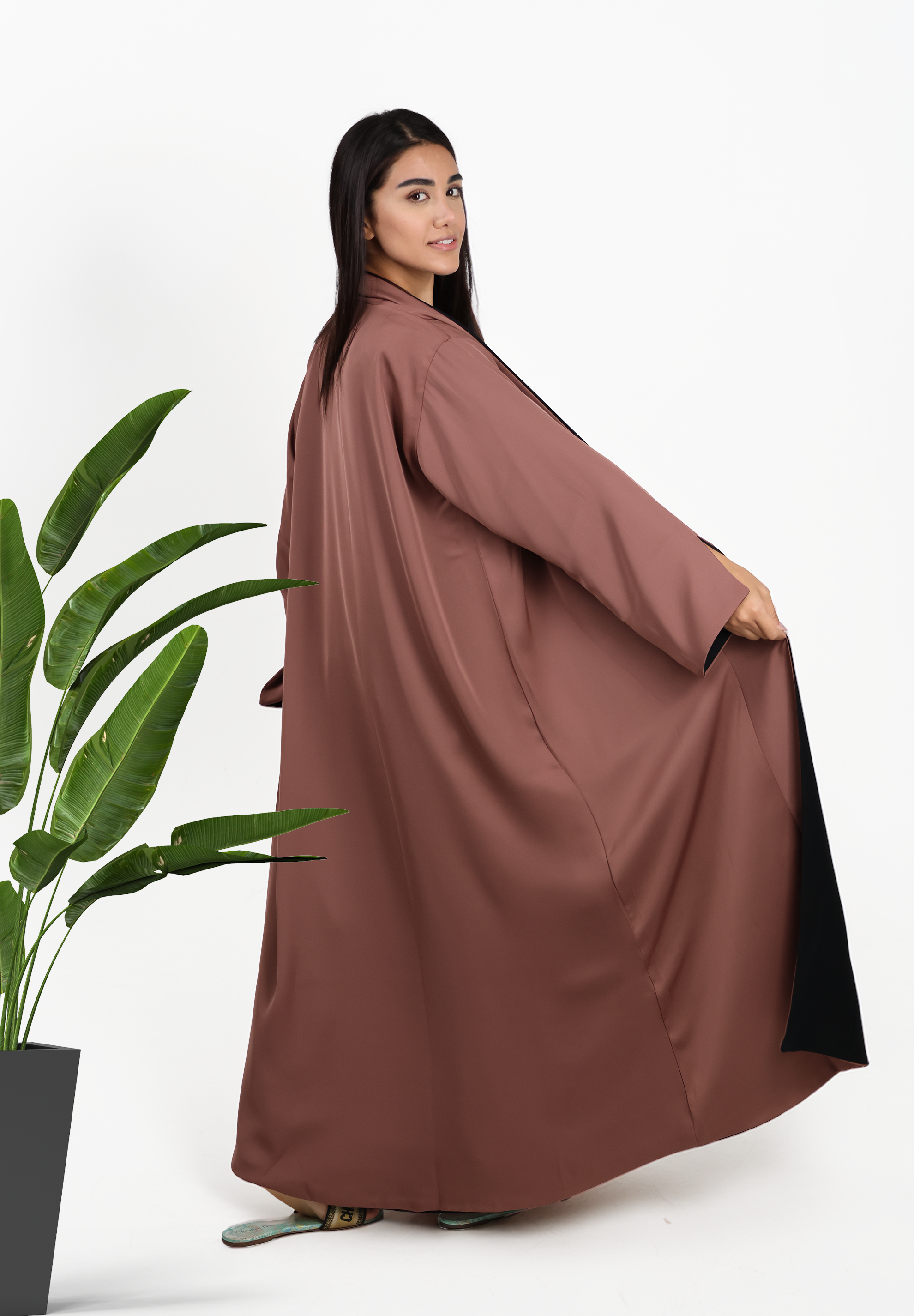 Dual-Tone Reversible Abaya - Terracotta & Classic Black