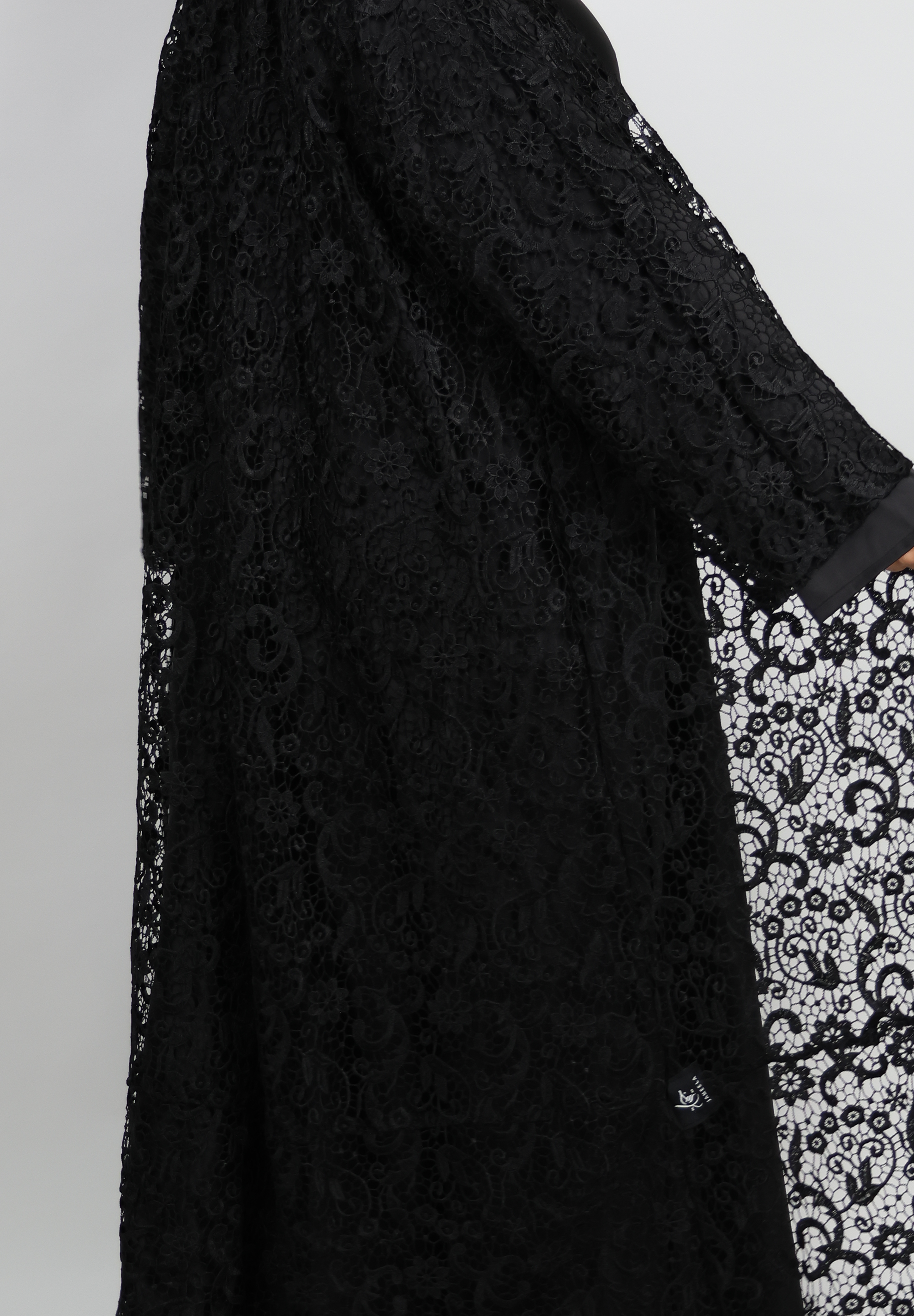 Exquisite Black Lace Overlay Abaya - Timeless Elegance