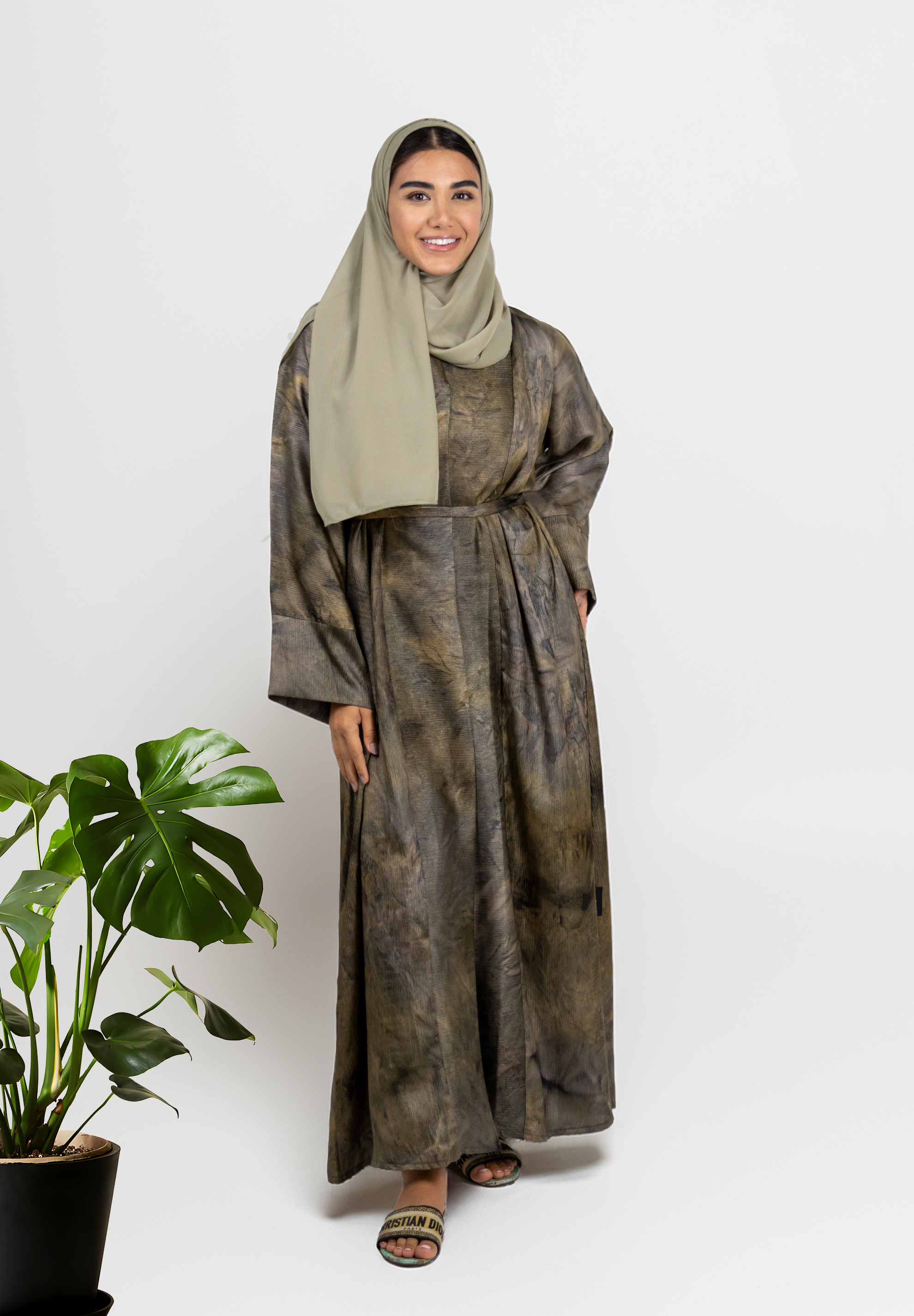 Artistic Earth-Toned Tie-Dye Abaya - Modern Bohemian Chic